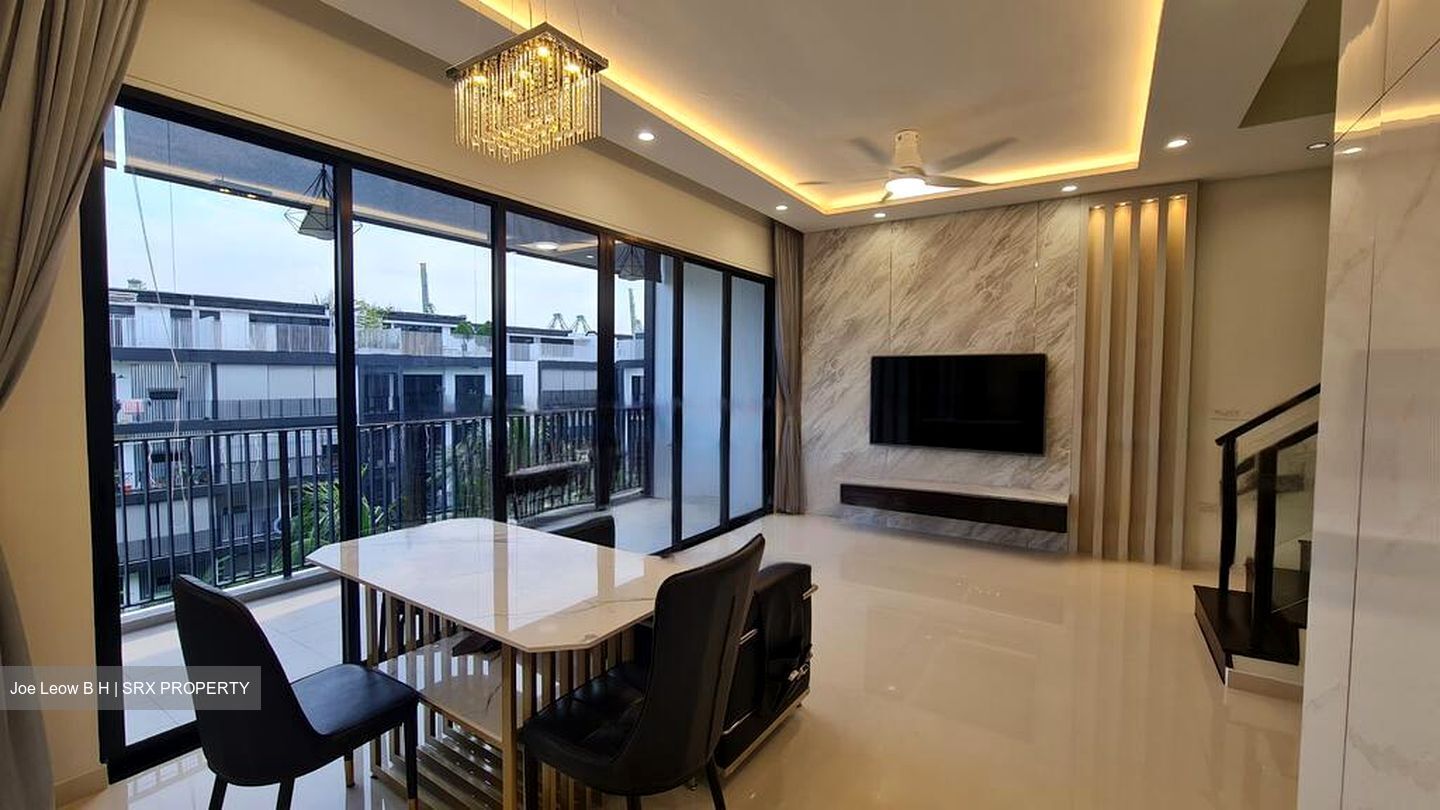 Village @ Pasir Panjang (D5), Condominium #470422841